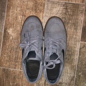 Nike shoes, classic style!